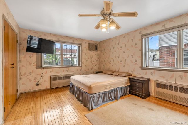 13835 64th Avenue, Flushing, NY 11367