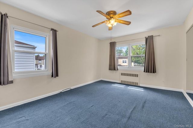 13835 64th Avenue, Flushing, NY 11367