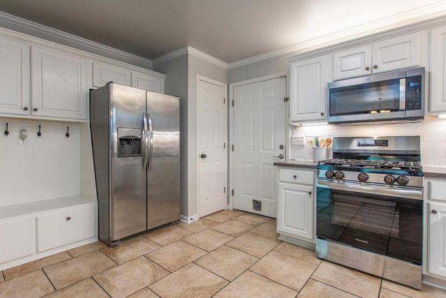 1021 Spring Creek Cove, Benton, AR 72015