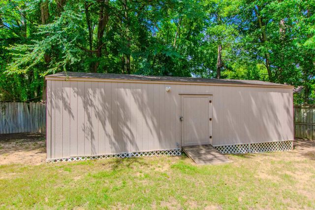 1021 Spring Creek Cove, Benton, AR 72015