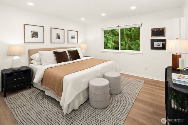 19044 NE 165th Place, Woodinville, WA 98072