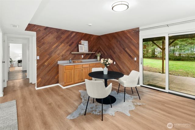 19044 NE 165th Place, Woodinville, WA 98072