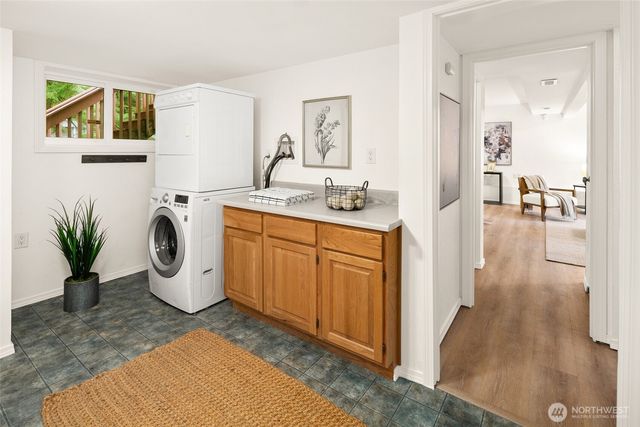 19044 NE 165th Place, Woodinville, WA 98072