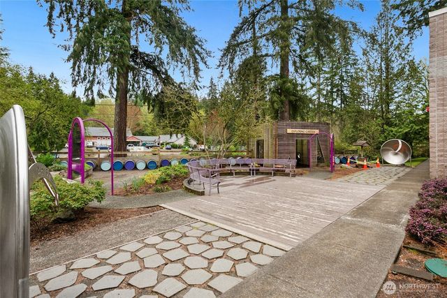 19044 NE 165th Place, Woodinville, WA 98072