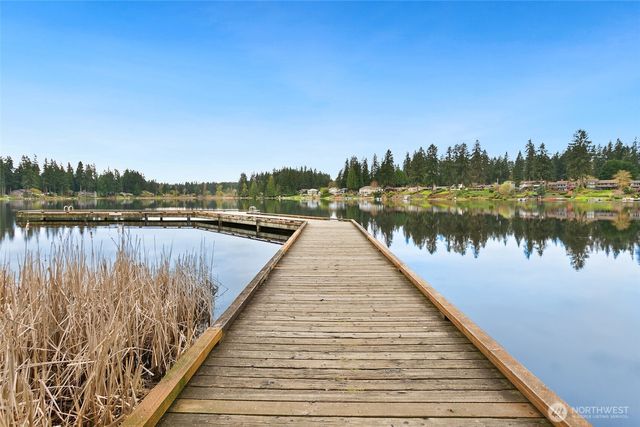 19044 NE 165th Place, Woodinville, WA 98072
