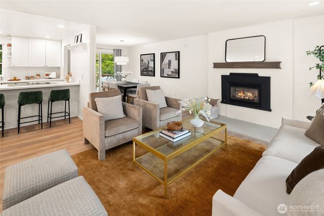 19044 NE 165th Place, Woodinville, WA 98072