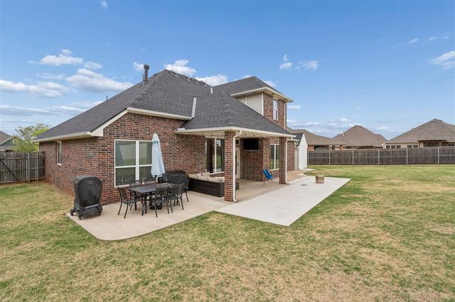 17908 Haslemere Lane, Edmond, OK 73012