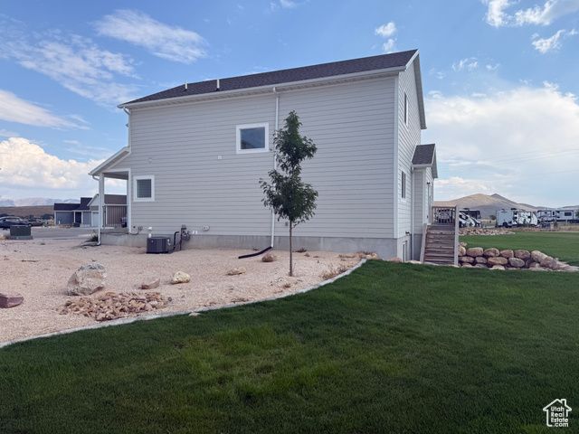 2229 S BEACHCOMBER LN, Garden City, UT 84028