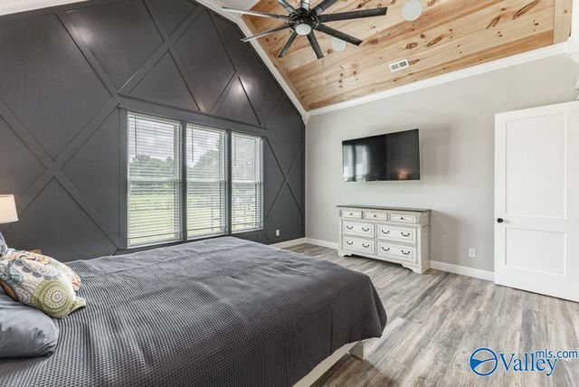 1719 Gurley Pike, Gurley, AL 35748