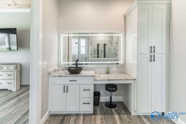 1719 Gurley Pike, Gurley, AL 35748