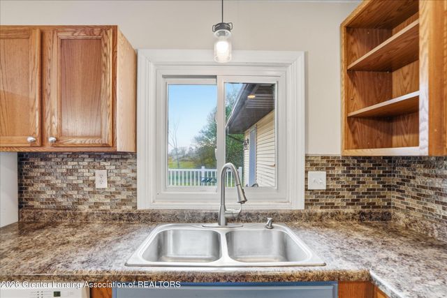 10970 Airport Road, Dewitt, MI 48820