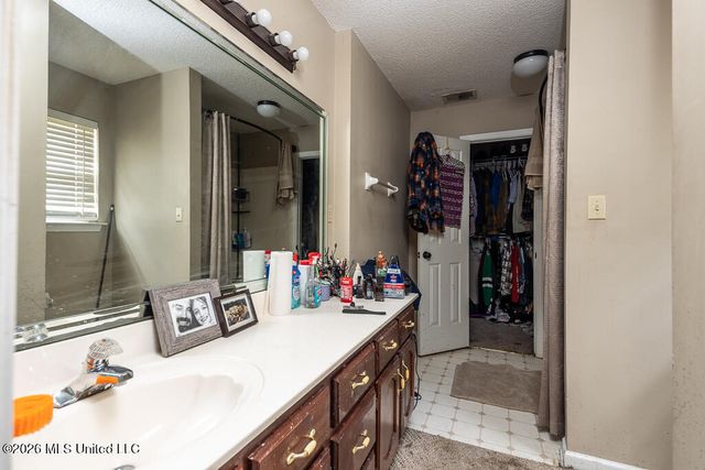 7676 Bramble Lane, Walls, MS 38680