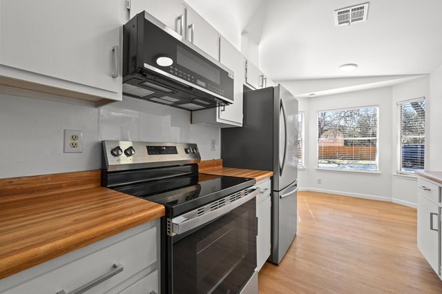 9600 Sugar Hill DR, Austin, TX 78748