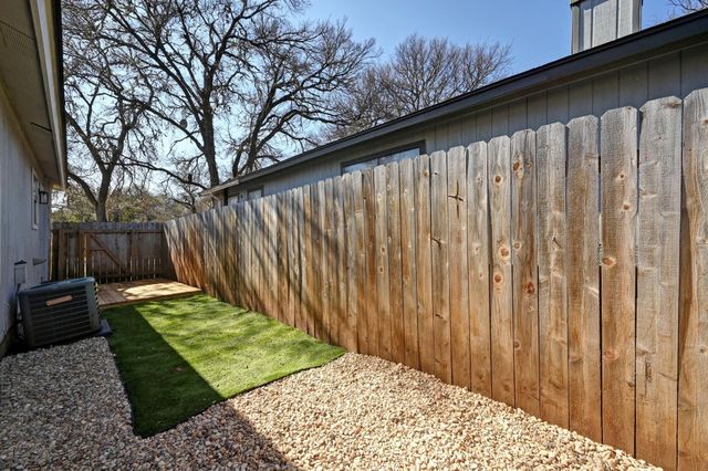 9600 Sugar Hill DR, Austin, TX 78748