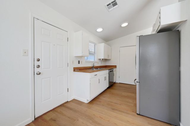 9600 Sugar Hill DR, Austin, TX 78748