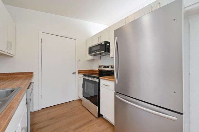 9600 Sugar Hill DR, Austin, TX 78748