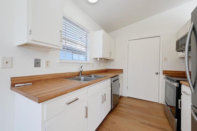 9600 Sugar Hill DR, Austin, TX 78748