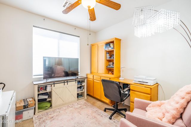 1550 W SAINT KATERI Drive, Phoenix, AZ 85041