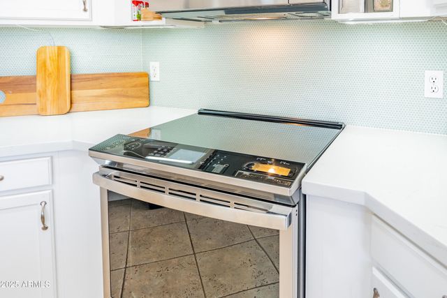 1550 W SAINT KATERI Drive, Phoenix, AZ 85041