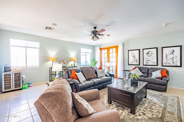 1550 W SAINT KATERI Drive, Phoenix, AZ 85041