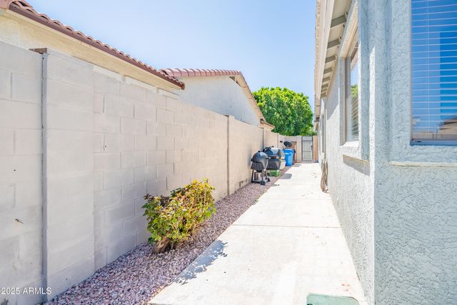 1550 W SAINT KATERI Drive, Phoenix, AZ 85041