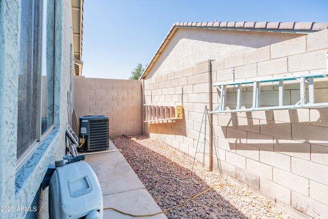 1550 W SAINT KATERI Drive, Phoenix, AZ 85041