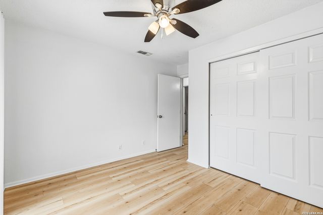 923 Vance Jackson Rd Apt 1110, San Antonio, TX 78201