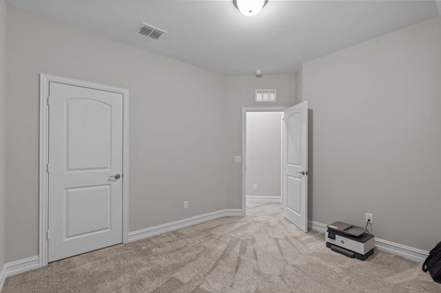 1048 Pinnacle Breeze Drive, Fort Worth, TX 76052