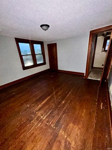 312 Horace Mann Court, Marion, IN 46952