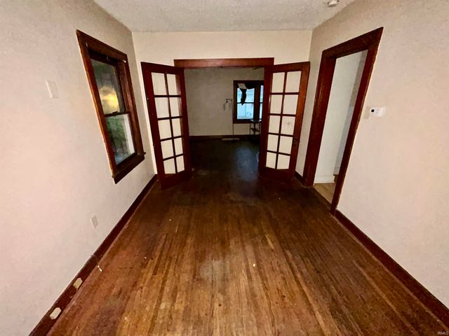 312 Horace Mann Court, Marion, IN 46952