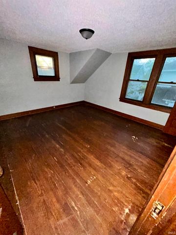 312 Horace Mann Court, Marion, IN 46952