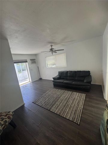 820 PINELAND AVENUE, Venice, FL 34285