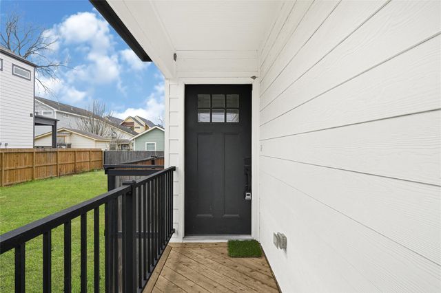 3513 Omega Street, Houston, TX 77022