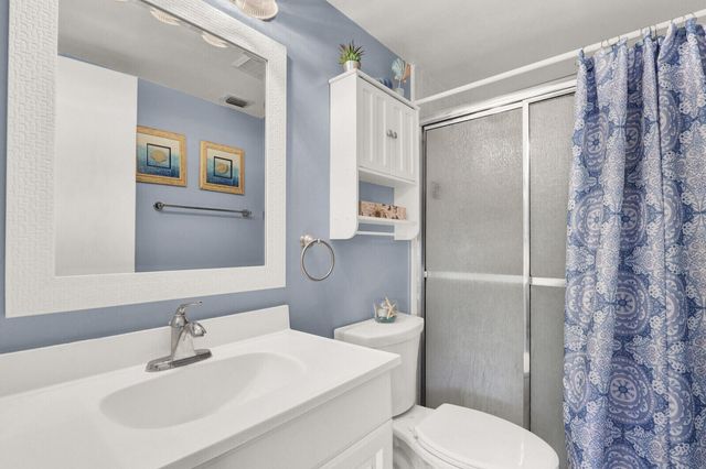323 KNOTTY PINE Circle A-2, Greenacres, FL 33463