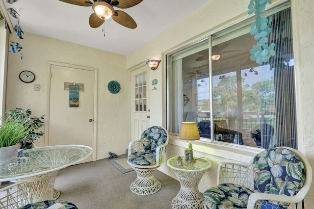 323 KNOTTY PINE Circle A-2, Greenacres, FL 33463