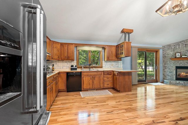 1001 S ARLINGTON STREET, Appleton, WI 54915