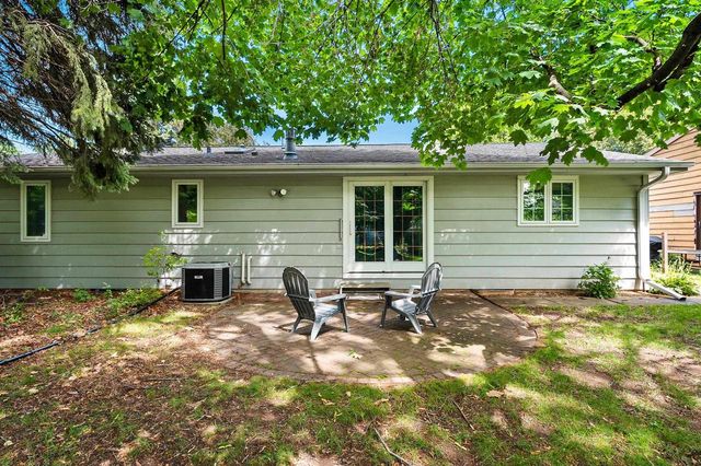 1001 S ARLINGTON STREET, Appleton, WI 54915