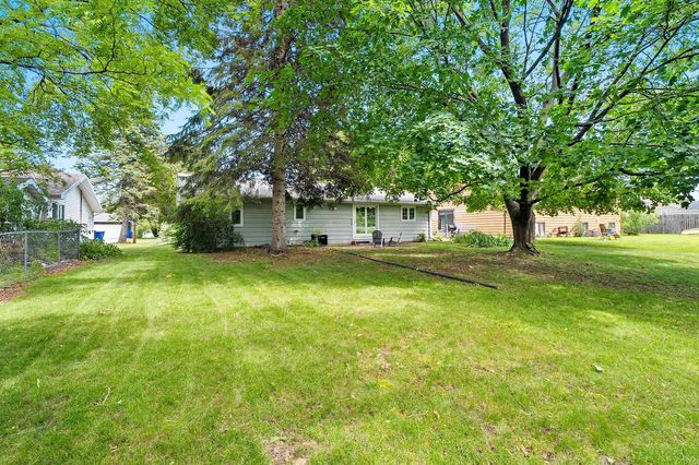 1001 S ARLINGTON STREET, Appleton, WI 54915