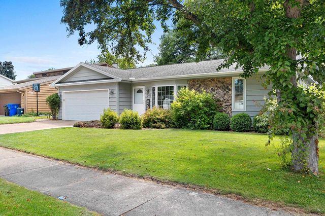 1001 S ARLINGTON STREET, Appleton, WI 54915