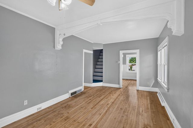 1927 Sherwood Avenue, Saint Paul, MN 55119