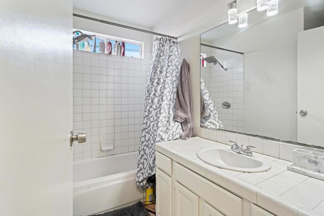 53340 Avenue Obregon, La Quinta, CA 92253