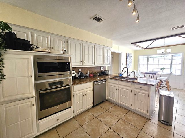 13103 Fall Manor Drive, Dallas, TX 75243