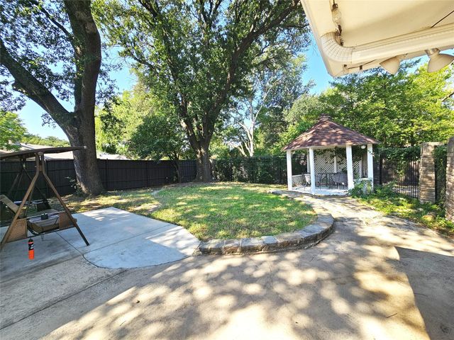 13103 Fall Manor Drive, Dallas, TX 75243