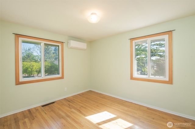 2022 S 108th Street, Seattle, WA 98168