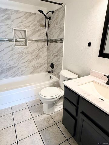 12430 E Cornell Avenue 101, Aurora, CO 80014