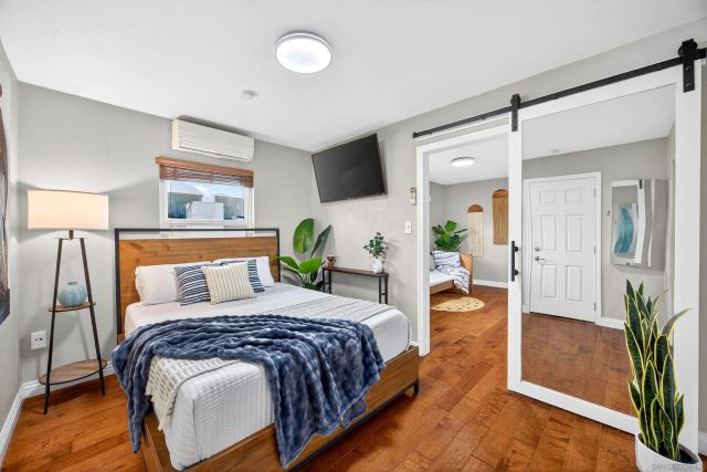 530 11th St, Imperial Beach, CA 91932