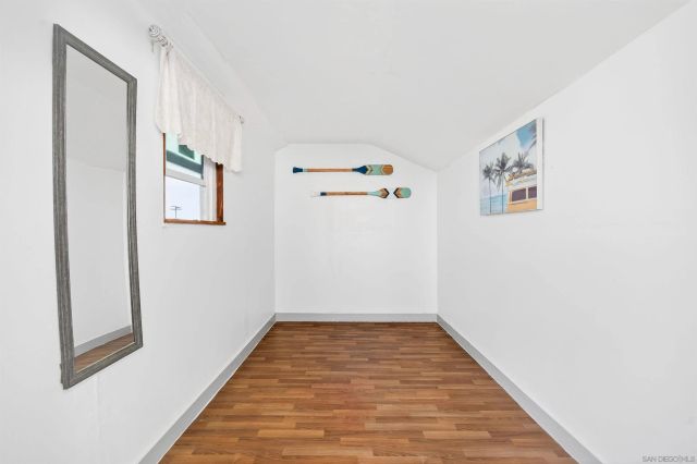 530 11th St, Imperial Beach, CA 91932