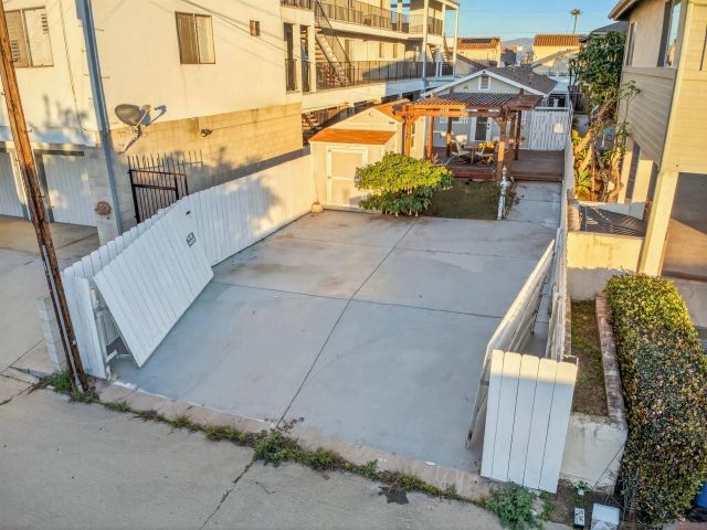 530 11th St, Imperial Beach, CA 91932