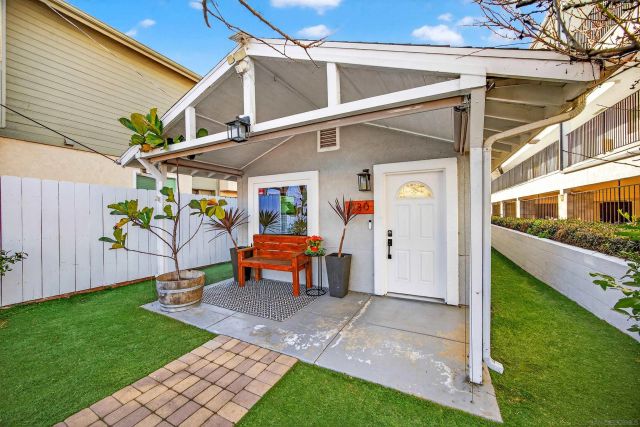 530 11th St, Imperial Beach, CA 91932