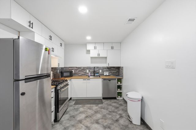 9829 Park Lane Court B, Dallas, TX 75220